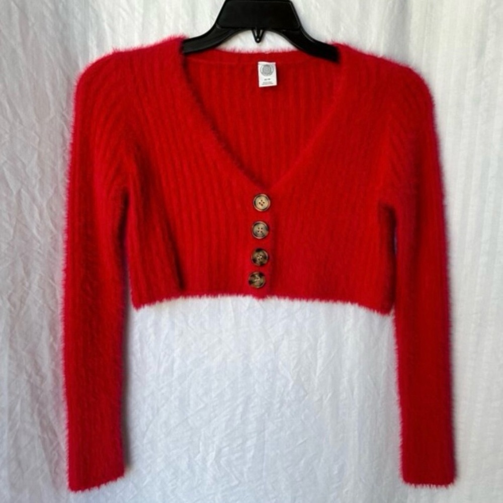 Urban Outfitters Red Eyelash Crop Sweater XS Button